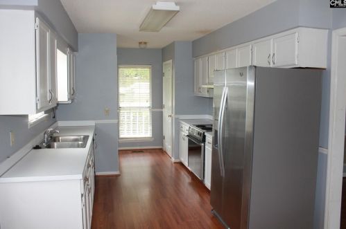 735 Parkhurst Ln, Lexington, SC 29072-7886