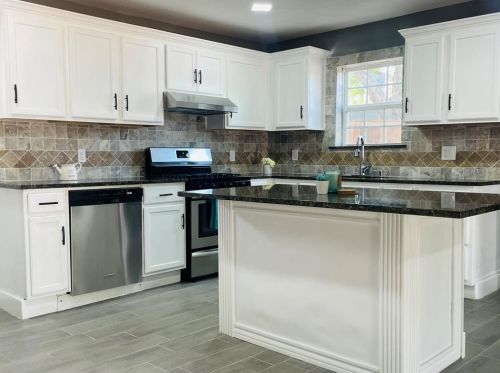 4800 Marshall St, Fort Worth TX  76119-7527 exterior