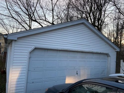 84 Symco Dr, New Britain CT  06053-1718 exterior