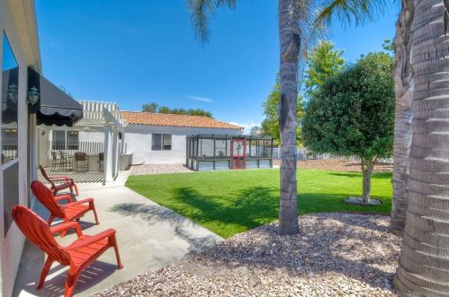 37550 Avenida Bravura, Temecula CA  92592-9054 exterior