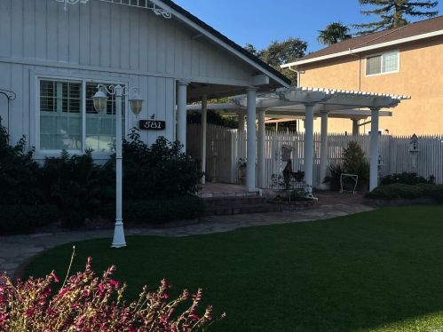 581 Buck Ave, Vacaville, CA 95688-3632