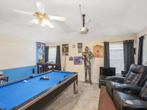 43 Knightsbridge Dr, Conroe TX 77385-3449 exterior