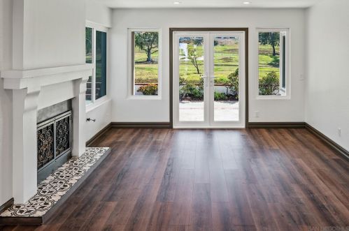 4792 Galicia Way, Oceanside CA  92056-5122 exterior