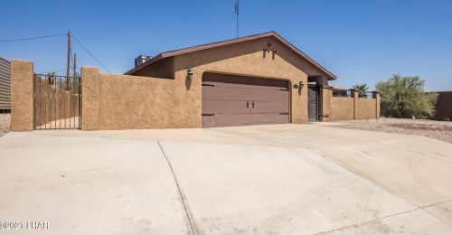 190 Resorter Dr, Lake Havasu City, AZ 86406-6124