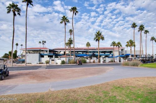 6233 Pinehurst Dr, Chandler AZ  85249-4038 exterior