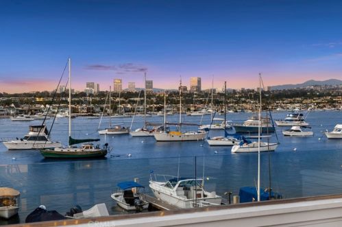 930 Balboa Blvd, Newport Beach, CA 92661-1310