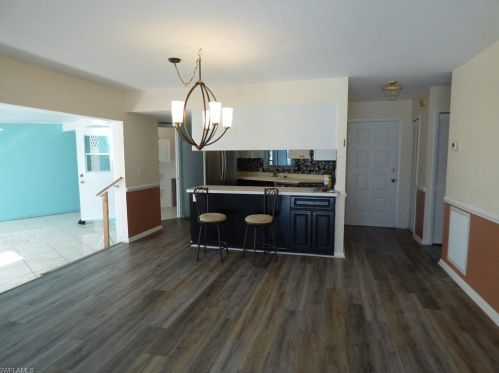 2 Plz Ct, Lehigh Acres FL exterior