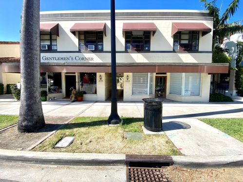 233 Royal Poinciana Way, Palm Beach, FL 33480-4011