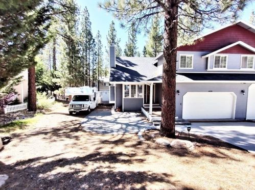 429 Eton Ln, Big Bear City, CA 92314-9512