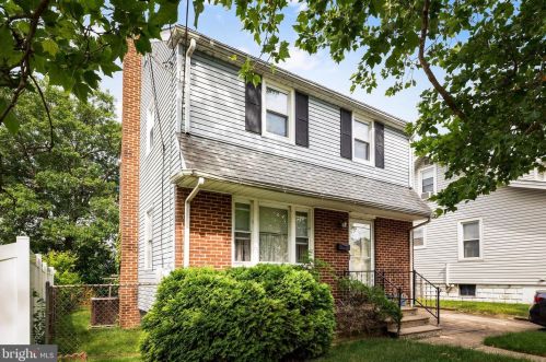 516 48th St, Camden, NJ 08110-2904