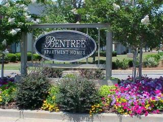 200 Bentree Ln, Florence SC  29501-4065 exterior