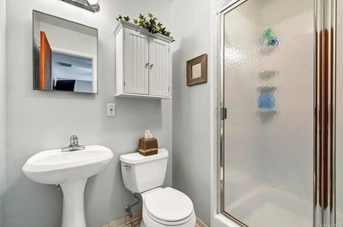 9 New Castle Dr, Washingtonville NY  10992-1735 exterior