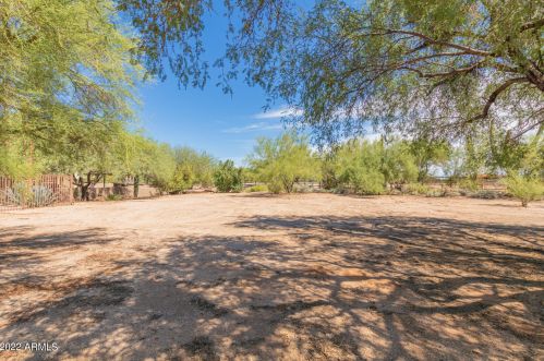 7839 Dixileta Dr, Scottsdale AZ exterior