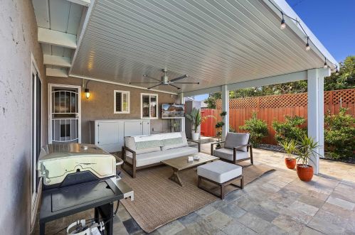 8360 Dallas St, La Mesa, CA 91942-2715