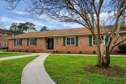 108 Pinewood St, Ladson SC  29456-4920 exterior