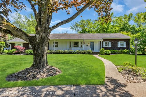 130 Palmer Ave, West Long Branch, NJ 07764-1254