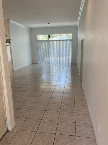 5183 Monterey Ln, Delray Beach, FL 33484-8348