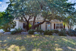 1845 Mountain Laurel, Kerrville, TX 78028-3843