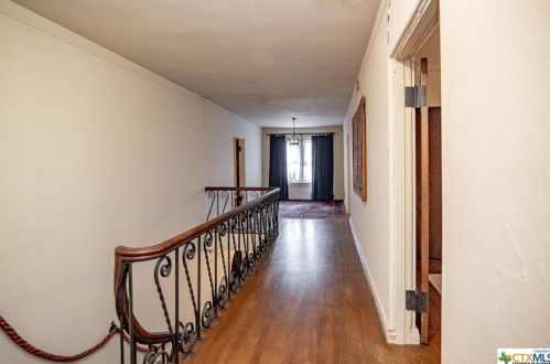 501 Vine St, Victoria TX exterior