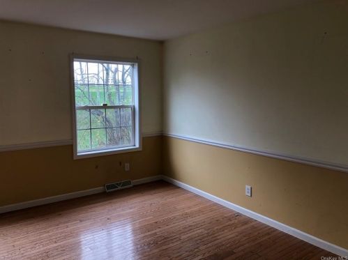 45 Frog Hollow Rd, Poughquag NY  12570-5710 exterior