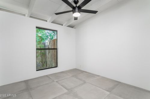 5721 10th St, Phoenix AZ  85014-2213 exterior