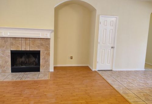 1830 Eagle River Trl, Lancaster TX  75146-4923 exterior