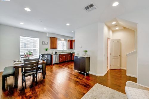 2831 Lavender Ter, San Jose, CA 95111-2153