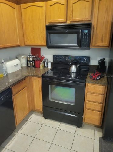 6643 83rd Ave, Pinellas Park FL  33781-2068 exterior