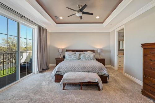 2054 Zinfandel Ct, Vacaville CA  95688-2829 exterior