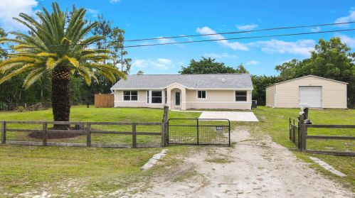 18389 Orange Grove Blvd, Town Of Loxahatchee Groves FL  33470-2399 exterior