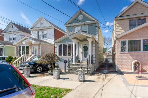 107-22 92nd St, Jamaica, NY 11417-2102