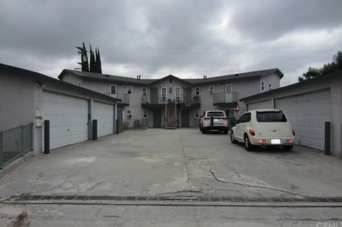 6514 Cassandra Dr, Bell, CA 90201-2002