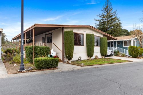 89 Malaga Ct, Ukiah, CA 95482-9418