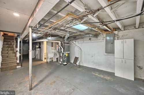 415 College Ave, Lancaster PA  17603-3319 exterior