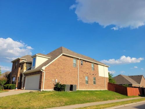 1537 Castle Creek Dr, Oak Point TX  75068-0170 exterior