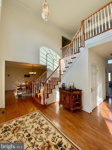 55 Longhill Dr, Easton, PA 18042-9609
