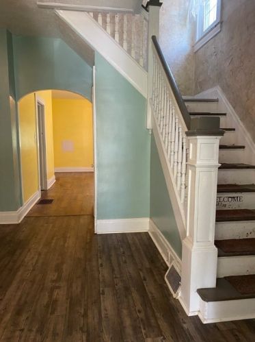114 Adams Ave, Vandergrift, PA 15690-1305