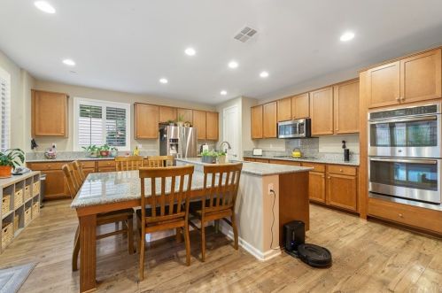 36266 Waxen Rd, Lake Elsinore CA  92532-2565 exterior