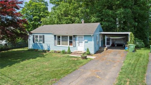108 Barry Ct, Middletown, CT 06457-3503
