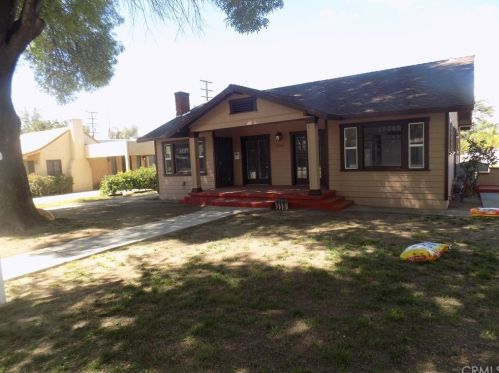 2744 Arrowhead Ave, San Bernardino, CA 92405-3406
