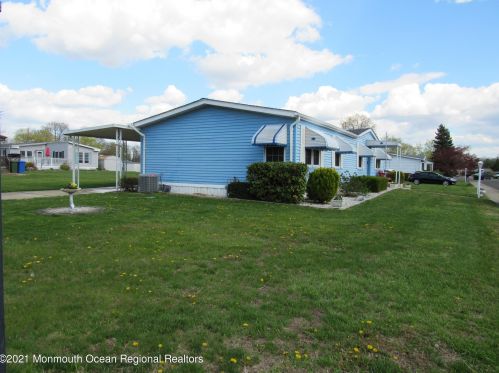 601 Jerome Pl, East Freehold, NJ 07728-3413