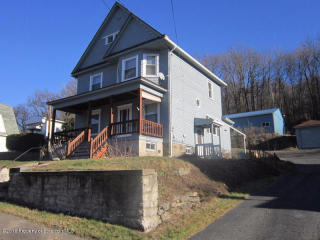 810 Matthew Ave, Scranton, PA 18510-1526