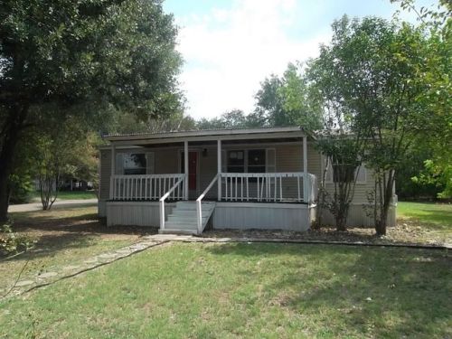 201 Bonham St, Fallon, TX 76667-2804