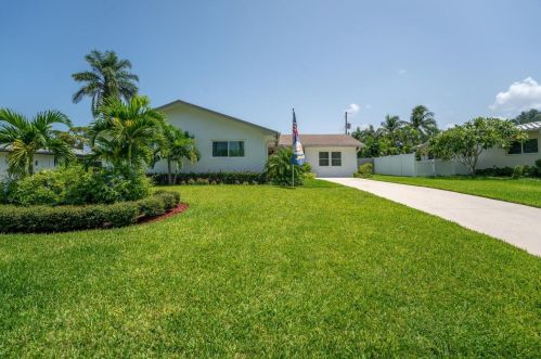 722 28th Ave, Boynton Beach, FL 33435-7923