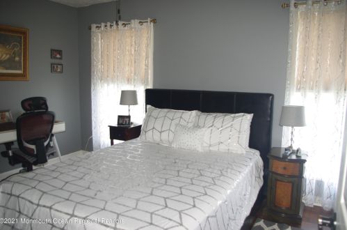 536 Elwood St, Lacey NJ  08731-2106 exterior