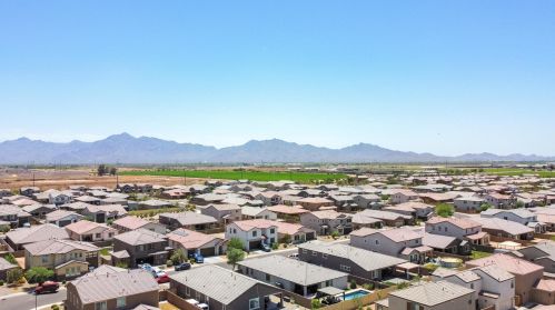 3919 79th Dr, Phoenix AZ  85043 exterior