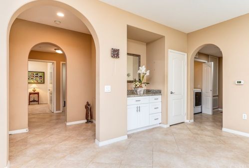 98 Talisman, Irvine CA  92620-3843 exterior