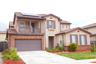 1227 Modena St, Salinas, CA 93905-4909