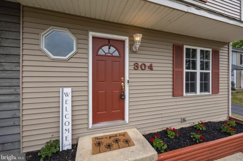 304 Kennedy Dr, Downingtown, PA 19335-3079