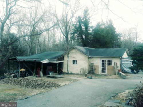 13353 Jefferson Davis Hwy, Woodford, VA 22580-2207